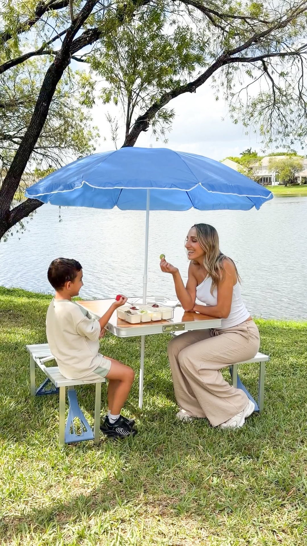 Portable Folding Picnic Table Set with Umbrella